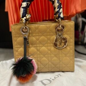 Dior Tan Quilted Handbag Size Medium Patent Leather